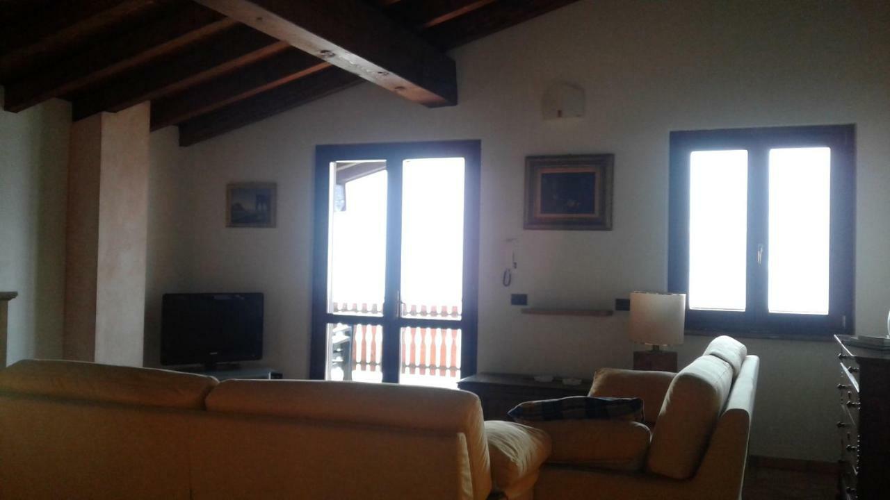 Appartamento monteisola mara Monte Isola Esterno foto